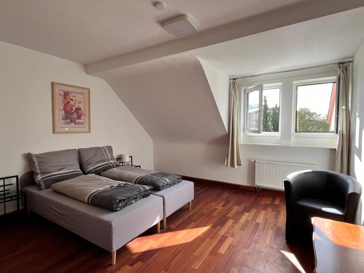 Gaestezimmer Limburg City ลิมบวร์ก อัน แดร์ ลาน ภายนอก รูปภาพ
