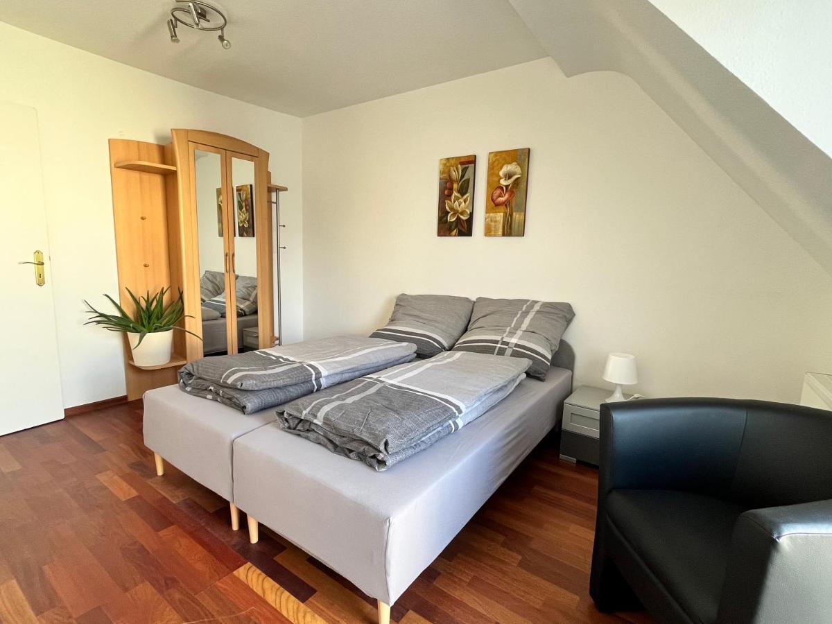 Gaestezimmer Limburg City ลิมบวร์ก อัน แดร์ ลาน ภายนอก รูปภาพ