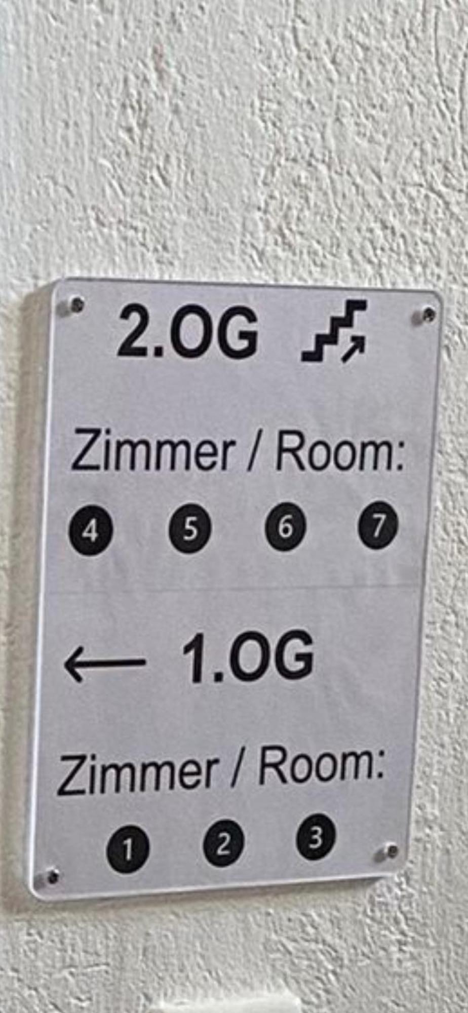 Gaestezimmer Limburg City ลิมบวร์ก อัน แดร์ ลาน ภายนอก รูปภาพ